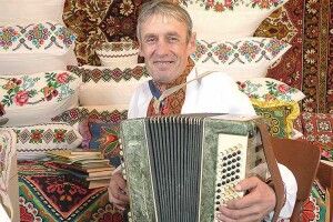 Понад 700 пісень написав Микола Гапонюк із села Лички Ківерцівського району