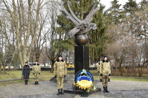 У Луцьку вшанували учасників ліквідації наслідків аварії на Чорнобильській АЕС (Фото)