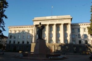 Ще один факультет волинського університету пішов на самоізоляцію через коронавірус