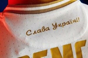У Росії хочуть саджати в тюрму за українську футболку