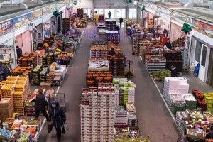 У Львові на ринку трактор на смерть переїхав жінку