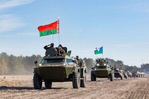 У Білорусі неподалік кордону з Рівненщиною помітили військові колони