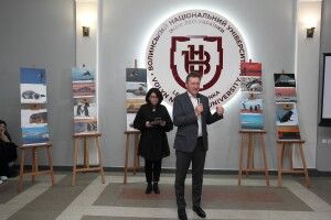 У волинському виші відкрили унікальну фотовиставку