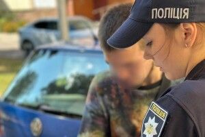 В обласному центрі Волині інспекторка поліції упіймала «на гарячому» двох порушників