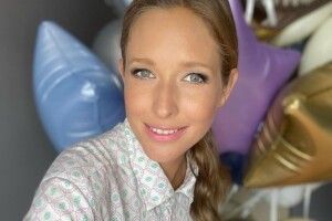 Катерина Осадча через добу після пологів вийшла в ефір