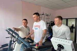 Втратили дім – не втратили покликання: медики з Бахмута лікують і надихають у волинському селищі