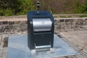 Під Луцьким замком пропонують встановити підземний контейнер для сміття