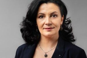 Климпуш-Цинцадзе: Зеленський перейшов до євро-імітації і бере експрес-курси з авторитаризму у Януковича та Лукашенка