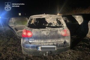 Спалив чуже авто «коктейлем Молотова»: 20-річного волинянина взяли під варту