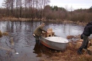 У нацпарку на Волині замінили будиночки для рідкісних пернатих