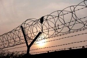Турки подарували литовцям 90 км колючого дроту, аби ті відгородилися від білорусів