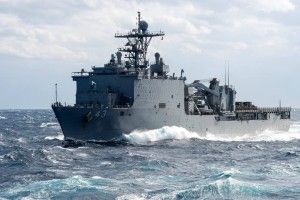 У Чорне море йде американський десантний корабель
