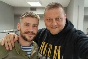 «Ану одівся бігом! Получиш у мене»»: Залужний влаштував легендарному воїну прочуханку (Відео)