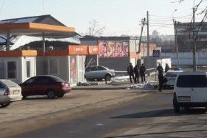 У Рівному автомобіль розтрощив магазин
