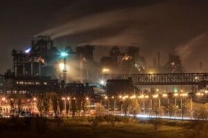 «Запустити це вже не можна». Меткомбінат Азовсталь розбомблений повністю 
