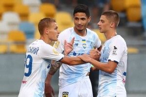 «Динамо» обіграло «Минай» і очолило турнірну таблицю