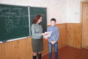 Двох любешівських п’ятикласників визнали кращими архітекторами «їдалень для птахів»