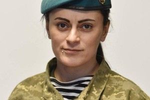 Колись - власниця салону краси, тепер - морський піхотинець