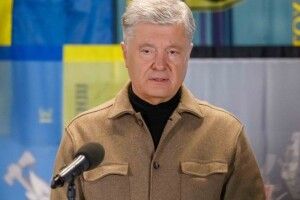 Порошенко закликав об’єднати зусилля держави і суспільства навколо будівництва фортифікацій