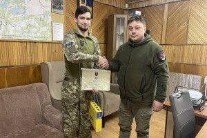 Сила духу та відвага: 25-річний воїн з Волині нагороджений за поранення