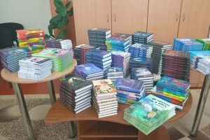 На Волині влада громади порадувала читачів новими книгами