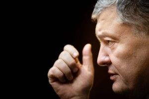 Порошенко закликав інших членів НАТО брати приклад з Британії та США і дати Україні зброю – The Times