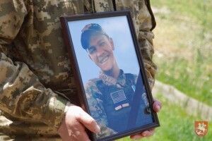 Навіки 23: у Володимирі провели в останню дорогу загиблого Героя Володимира Коришка