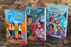 Читаємо, надихаємося, перемагаємо: письменниця передала книги для бійців волинської бригади