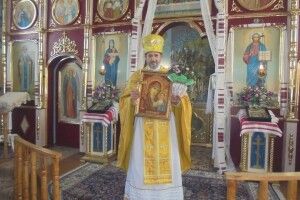 Чверть століття на парафії: ковельський декан отримав орден