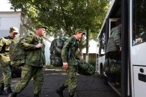 Росіяни масово звертаються на гарячу лінію для здачі в полон Україні через мобілізацію – Розвідка