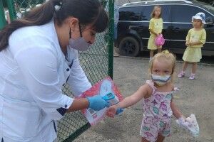 Попри «червону» зону, дитсадки у Луцьку працюють (Відео)