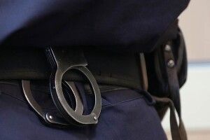 На Рівненщині спіймали 23-річного закладчика, який додумався ховати наркоту в котячому наповнювачі  