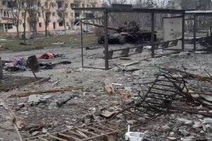 Голод, антисанітарія та відсутність медичної допомоги: як окупанти знищують маріупольців 