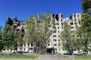 «Кинуть всі резерви»: Гайдай спрогнозував масований наступ російських окупантів на Луганщині
