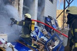 російські окупанти знову нанесли удар по Києву