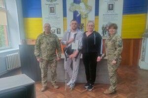 Звільнений з полону волинянин отримав відзнаку «За незламність»