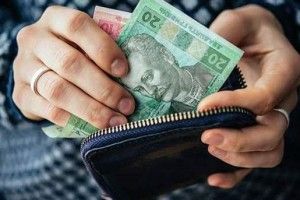 В грудні зростуть соціальні виплати українцям