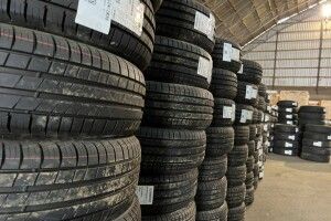 Конфісковані з російських фур акумулятори і шини передані на потреби волинських військових