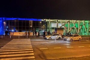 Пляшка віскі – 35 000 гривень: як «Слуги народу» святкували новорічний корпоратив (Розцінки)