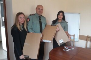 У Луцьку інспекторам служби пробації передали ноутбуки