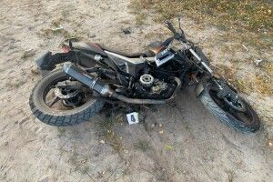 На Волині підліток на мотоциклі зіткнувся з бусом – двоє дітей у лікарні