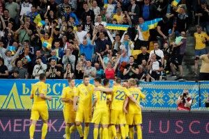 Тренерам і гравцям збірної України пообіцяли рекордні преміальні за вихід на Євро-2020