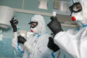 У світі вже сім мільйонів людей побороли коронавірус