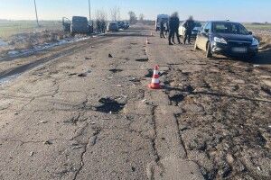 На Рівненщині п’яний водій мікроавтобуса протаранив легковик