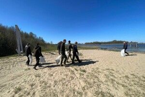 Велике прибирання на Шацьких озерах: ще два узбережжя стали чистішими