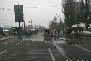 Чотири автомобілі згоріли у результаті ДТП