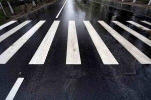 У Луцьку на переході під колеса машини потрапив чоловік