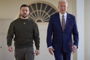 Зеленський незабаром може зустрітися з Байденом у Польщі – ЗМІ