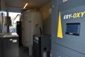 У Нововолинській міській лікарні запустили в роботу кисневу станцію