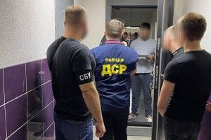 Оформляли як студентів: у Рівному поліція викрила канал переправлення іноземців в Україну
